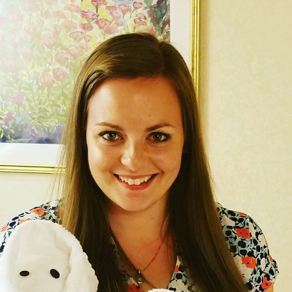 Meet your Posher, Lorina